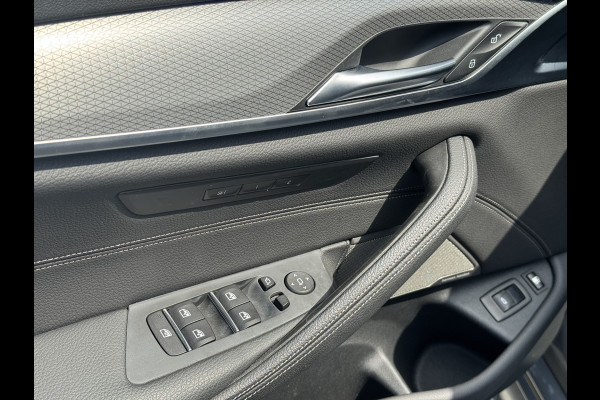 BMW 5 Serie 530e xDrive iPerformance High Executive M Pakket, 360 Camera, Harman Kardon, Navigatie . Een proefrit levert het bewijs. Neem contact op en we maken een afspraak!