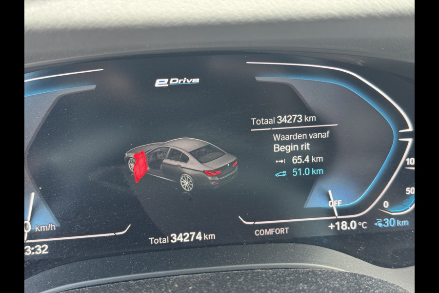 BMW 5 Serie 530e xDrive iPerformance High Executive M Pakket, 360 Camera, Harman Kardon, Navigatie . Een proefrit levert het bewijs. Neem contact op en we maken een afspraak!