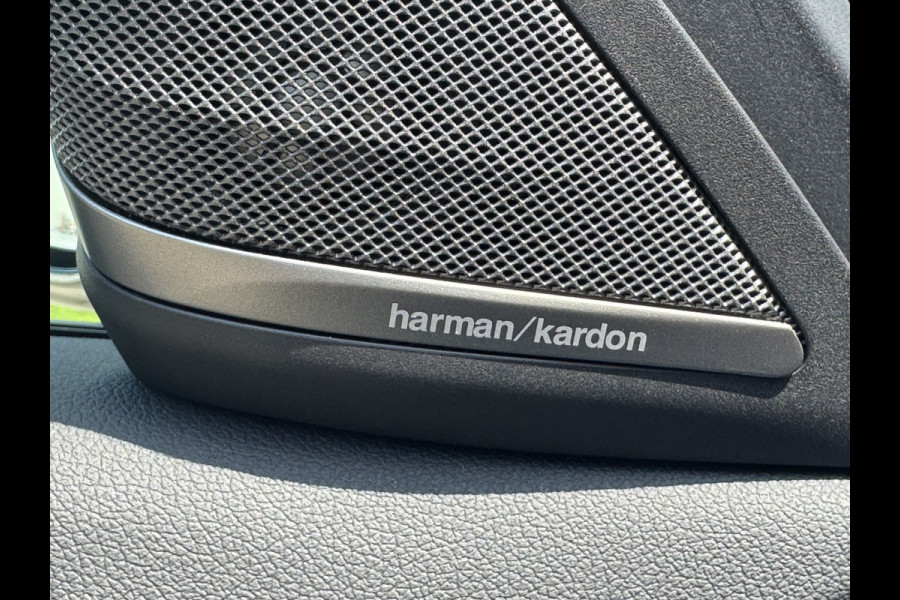 BMW 5 Serie 530e xDrive iPerformance High Executive M Pakket, 360 Camera, Harman Kardon, Navigatie . Een proefrit levert het bewijs. Neem contact op en we maken een afspraak!