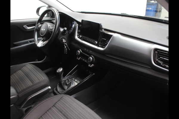 Kia Stonic 1.0 T-GDi MHEV DynamicLine CARPLAY | CAMERA | CLIMATE | DAB | LED | NAVI | PDC | CRUISE | LMV