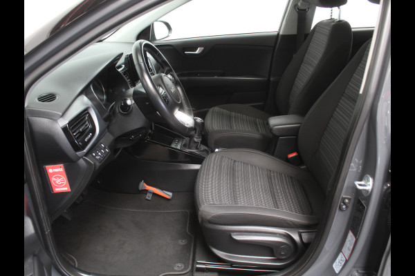 Kia Stonic 1.0 T-GDi MHEV DynamicLine CARPLAY | CAMERA | CLIMATE | DAB | LED | NAVI | PDC | CRUISE | LMV