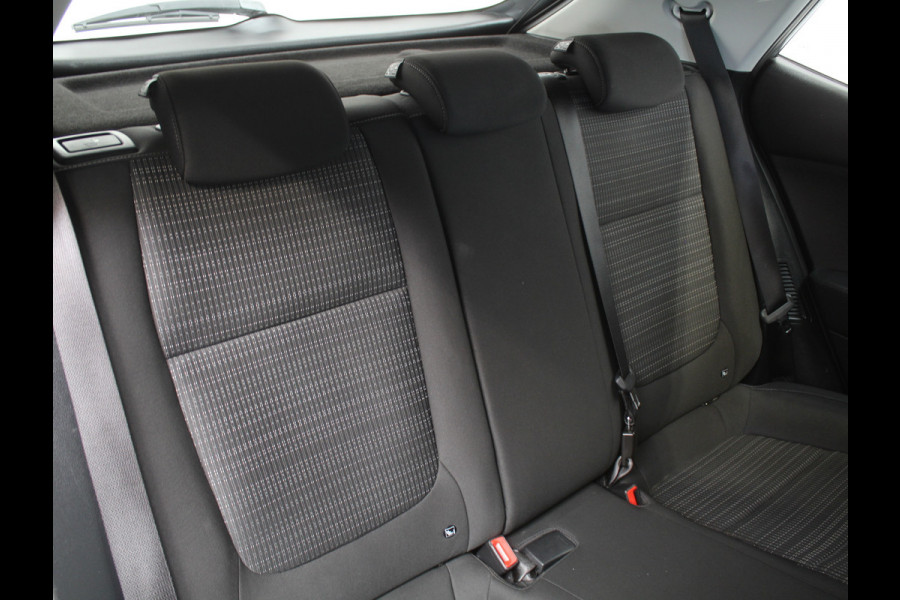 Kia Stonic 1.0 T-GDi MHEV DynamicLine CARPLAY | CAMERA | CLIMATE | DAB | LED | NAVI | PDC | CRUISE | LMV