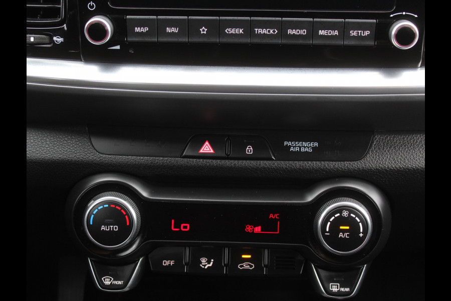 Kia Stonic 1.0 T-GDi MHEV DynamicLine CARPLAY | CAMERA | CLIMATE | DAB | LED | NAVI | PDC | CRUISE | LMV