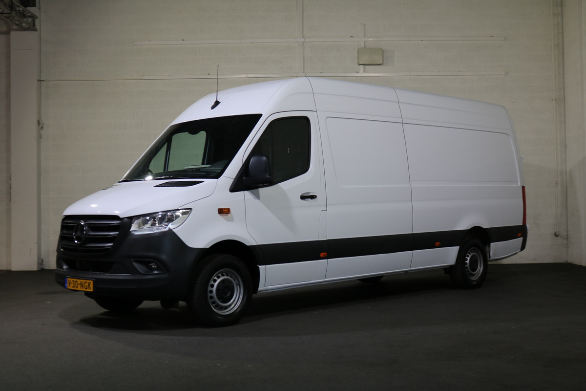 Mercedes-Benz Sprinter 315 CDI L3 H2 Airco 270gr Achterdeuren 360 Camera Mercedes-Benz Sprinter 315 CDI L3 H2 Airco 270gr Achterdeuren 360 Camera