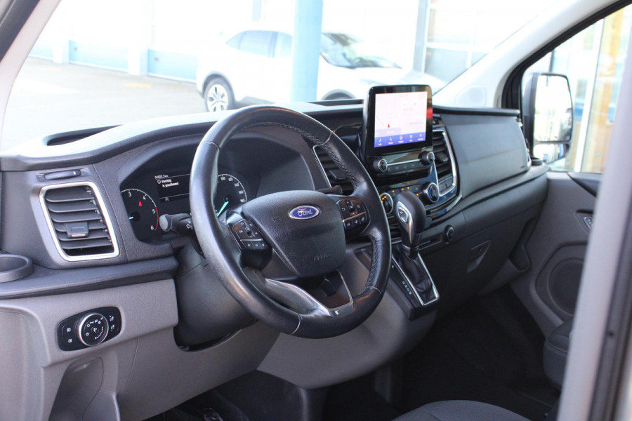 Ford Transit Custom 300 2.0 TDCI L2H1 Limited DC | Zeer Netjes! | Nieuw geleverde Ned.auto | Trekhaak | Sidesteps + roofrails| Dubbele Cabine | Cruise Control | Navigatie |