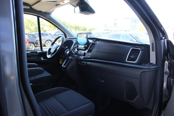 Ford Transit Custom 300 2.0 TDCI L2H1 Limited DC | Zeer Netjes! | Nieuw geleverde Ned.auto | Trekhaak | Sidesteps + roofrails| Dubbele Cabine | Cruise Control | Navigatie |