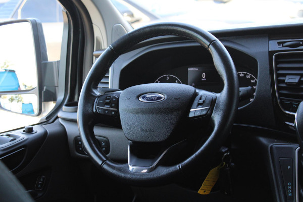 Ford Transit Custom 300 2.0 TDCI L2H1 Limited DC | Zeer Netjes! | Nieuw geleverde Ned.auto | Trekhaak | Sidesteps + roofrails| Dubbele Cabine | Cruise Control | Navigatie |