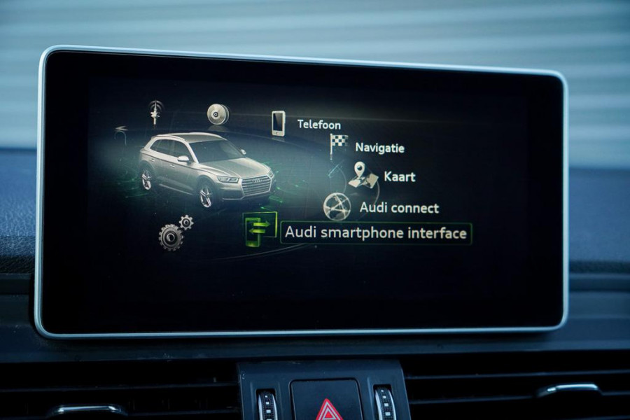Audi Q5 2.0 TDI quattro Sport S Line / Pano / Virtual / Luchtvering