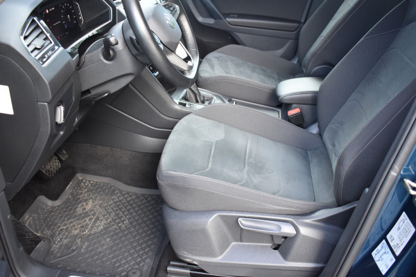 Volkswagen Tiguan 1.5 TSI R-Line Automaat / Navigatie / Keyless / Trekhaak 1800kg / Adap. Cruise / Camera