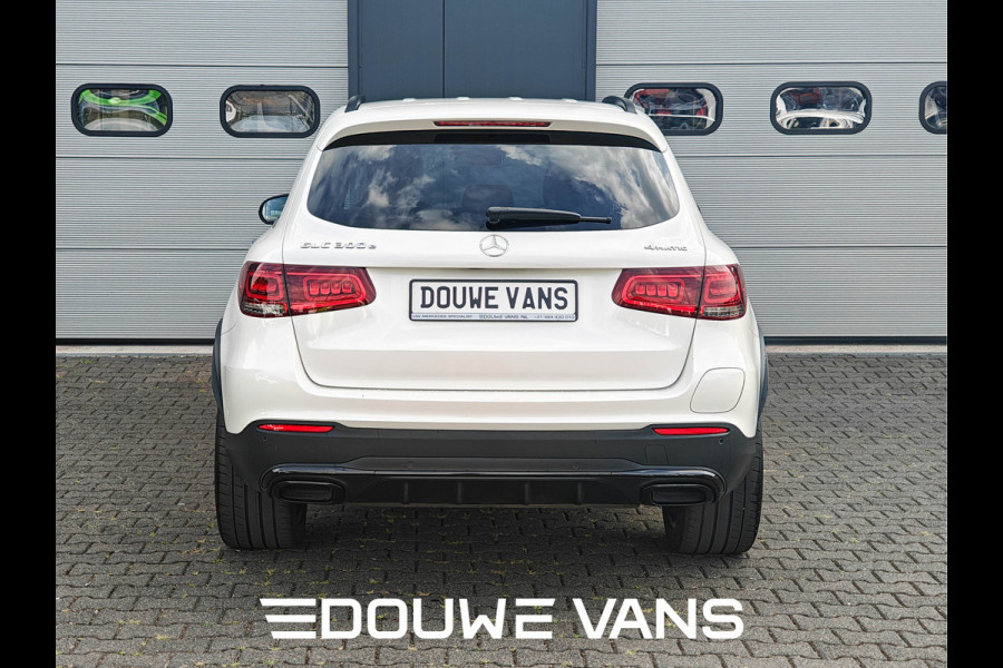 Mercedes-Benz GLC 300e 4MAtic Panorama Sportpakket AMG LinePlus DAB Head-up
