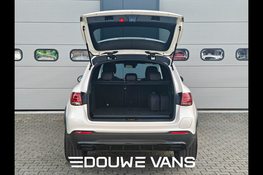 Mercedes-Benz GLC 300e 4MAtic Panorama Sportpakket AMG LinePlus DAB Head-up