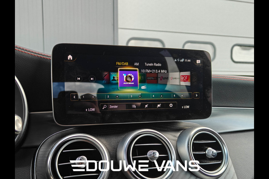 Mercedes-Benz GLC 300e 4MAtic Panorama Sportpakket AMG LinePlus DAB Head-up