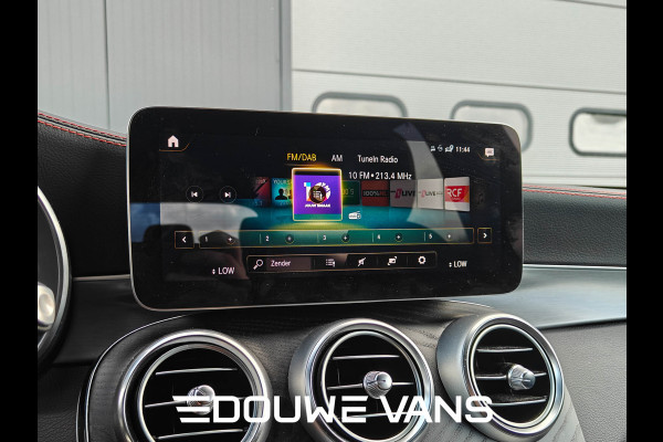 Mercedes-Benz GLC 300e 4MAtic Panorama Sportpakket AMG LinePlus DAB Head-up