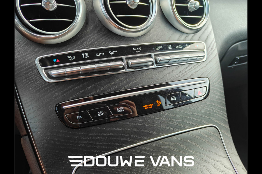 Mercedes-Benz GLC 300e 4MAtic Panorama Sportpakket AMG LinePlus DAB Head-up