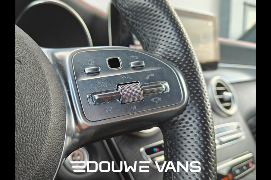 Mercedes-Benz GLC 300e 4MAtic Panorama Sportpakket AMG LinePlus DAB Head-up