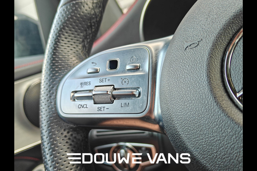 Mercedes-Benz GLC 300e 4MAtic Panorama Sportpakket AMG LinePlus DAB Head-up