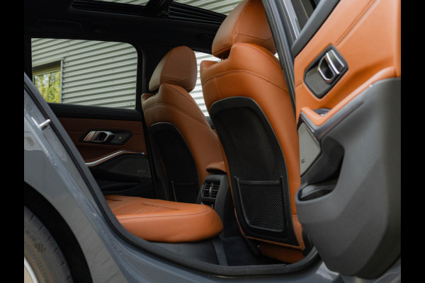 BMW 3 Serie Touring M340i xDrive - Pano - Trekhaak - Individual Leder - Harman Kardon - Laserlight