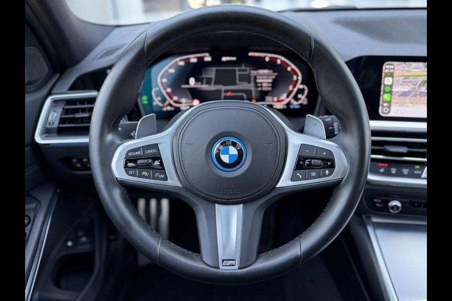 BMW 3 Serie Touring 330e xDrive High Ex. M-Sport|SOH90%|Pano|Laser|Driving Ass Prof|HUD|HiFi||Trekhaak