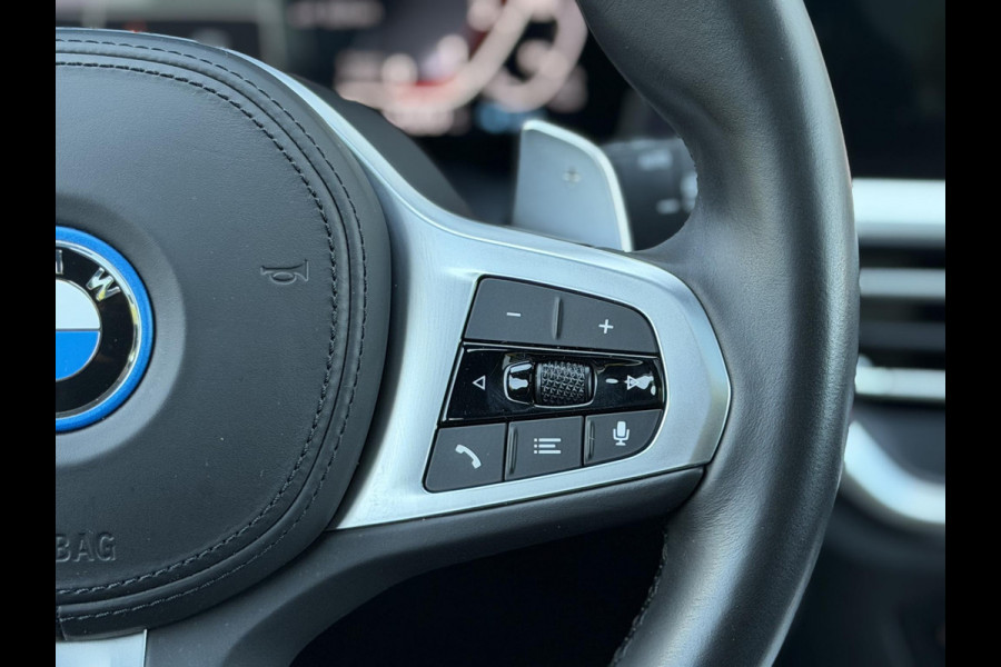 BMW 3 Serie Touring 330e xDrive High Ex. M-Sport|SOH90%|Pano|Laser|Driving Ass Prof|HUD|HiFi||Trekhaak