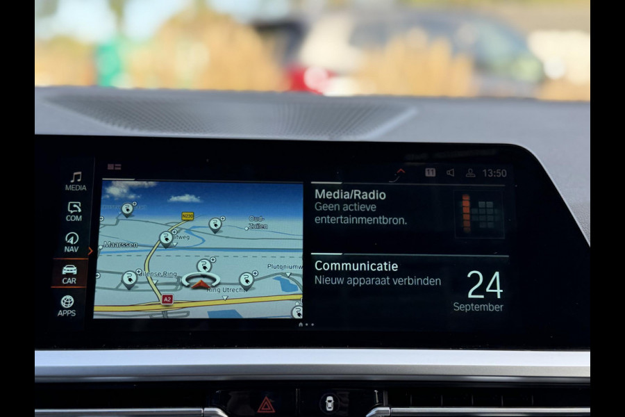 BMW 3 Serie Touring 330e xDrive High Ex. M-Sport|SOH90%|Pano|Laser|Driving Ass Prof|HUD|HiFi||Trekhaak