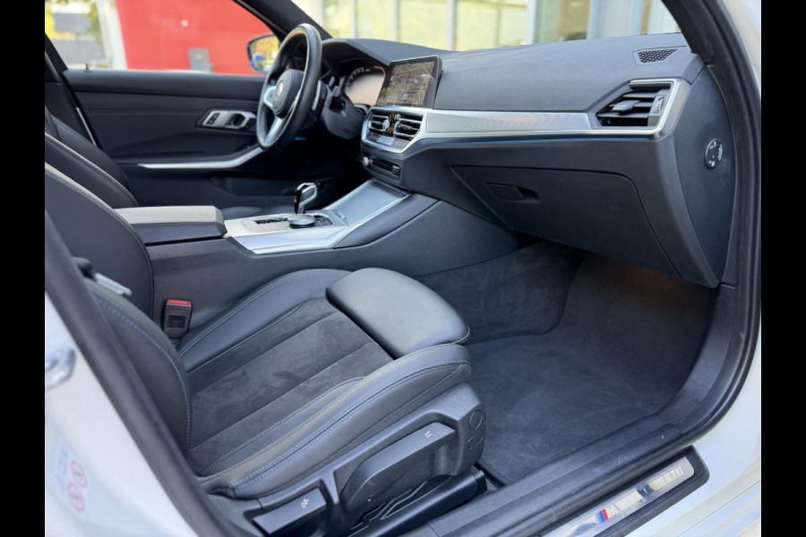 BMW 3 Serie Touring 330e xDrive High Ex. M-Sport|SOH90%|Pano|Laser|Driving Ass Prof|HUD|HiFi||Trekhaak