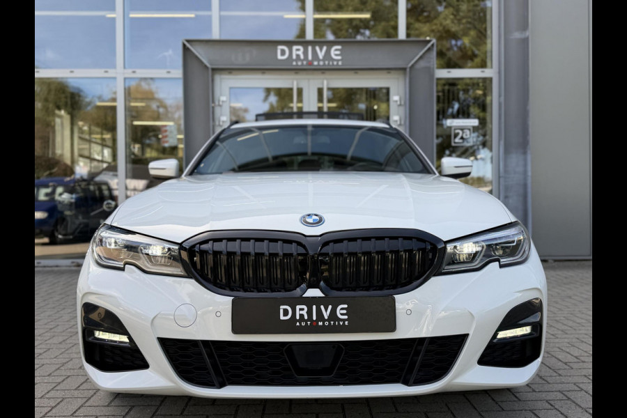 BMW 3 Serie Touring 330e xDrive High Ex. M-Sport|SOH90%|Pano|Laser|Driving Ass Prof|HUD|HiFi||Trekhaak