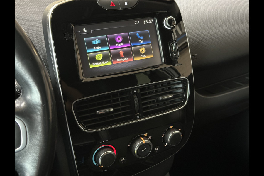 Renault Clio 0.9 TCe 90pk Intens | Navi | Camera | 17" | PDC | Led | Stoelverwarming | Keurig netjes onderhouden!