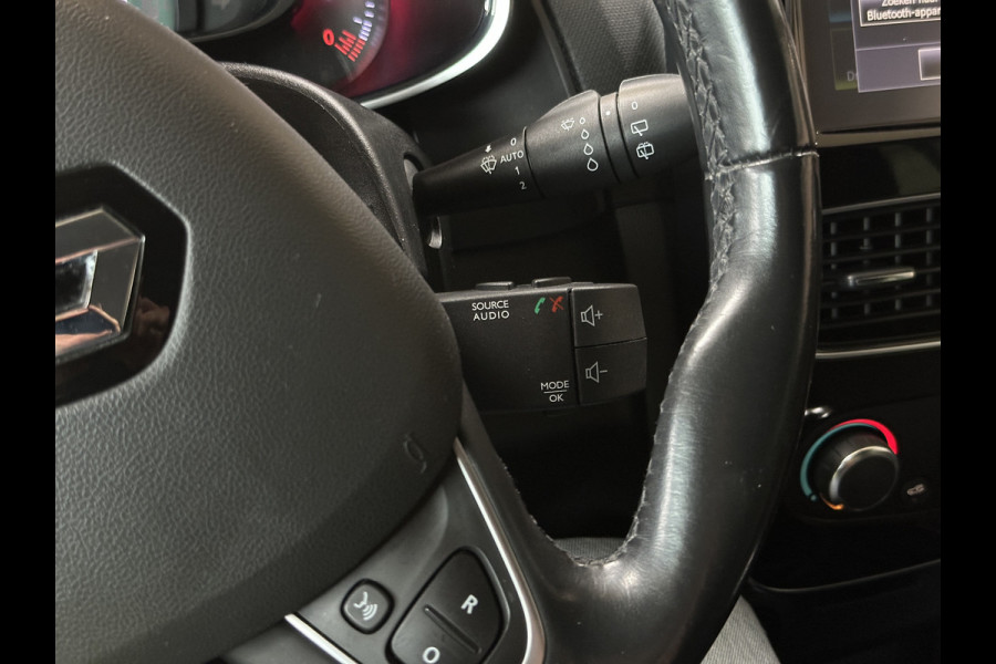 Renault Clio 0.9 TCe 90pk Intens | Navi | Camera | 17" | PDC | Led | Stoelverwarming | Keurig netjes onderhouden!