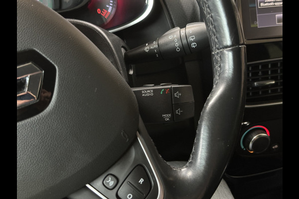 Renault Clio 0.9 TCe 90pk Intens | Navi | Camera | 17" | PDC | Led | Stoelverwarming | Keurig netjes onderhouden!