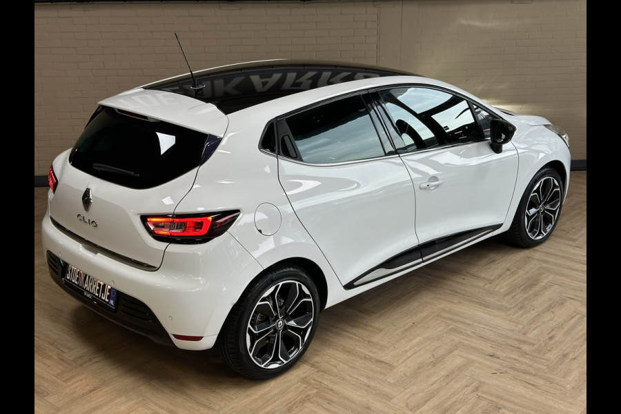 Renault Clio 0.9 TCe 90pk Intens | Navi | Camera | 17" | PDC | Led | Stoelverwarming | Keurig netjes onderhouden!