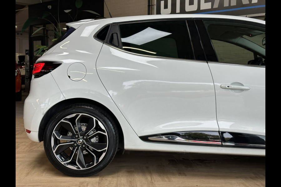 Renault Clio 0.9 TCe 90pk Intens | Navi | Camera | 17" | PDC | Led | Stoelverwarming | Keurig netjes onderhouden!