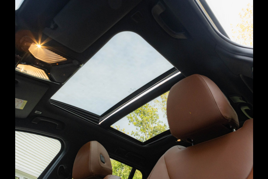 BMW 3 Serie Touring M340i xDrive - Pano - Trekhaak - Individual Leder - Harman Kardon - Laserlight