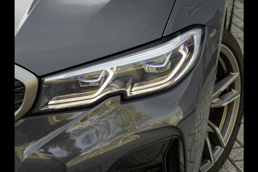 BMW 3 Serie Touring M340i xDrive - Pano - Trekhaak - Individual Leder - Harman Kardon - Laserlight