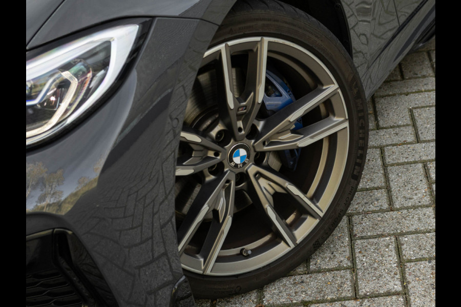 BMW 3 Serie Touring M340i xDrive - Pano - Trekhaak - Individual Leder - Harman Kardon - Laserlight