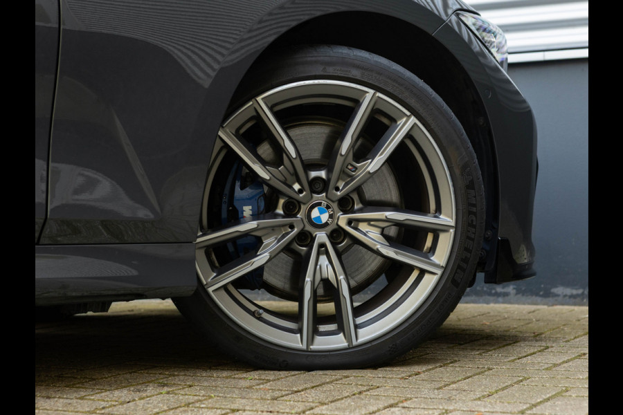 BMW 3 Serie Touring M340i xDrive - Pano - Trekhaak - Individual Leder - Harman Kardon - Laserlight