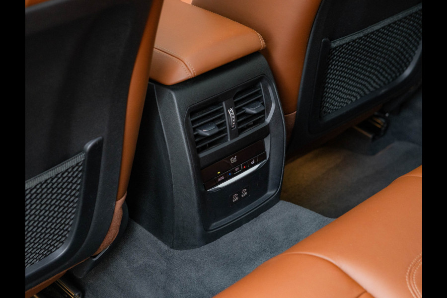 BMW 3 Serie Touring M340i xDrive - Pano - Trekhaak - Individual Leder - Harman Kardon - Laserlight