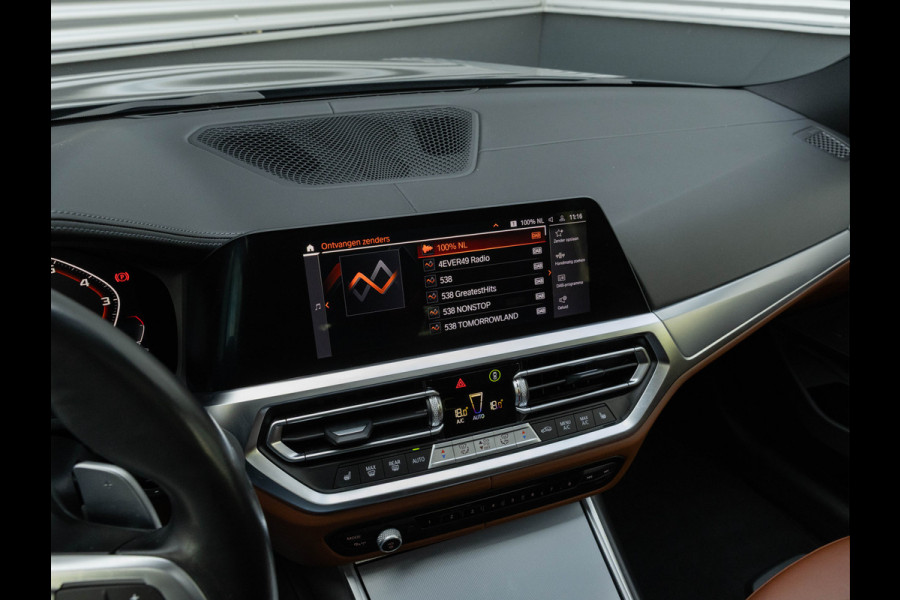 BMW 3 Serie Touring M340i xDrive - Pano - Trekhaak - Individual Leder - Harman Kardon - Laserlight