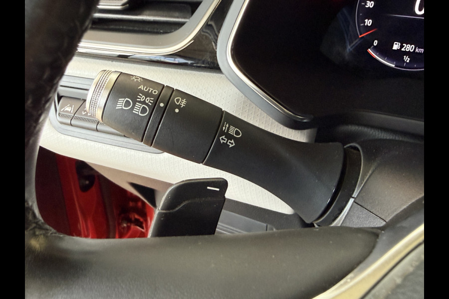 Renault Captur 1.3 TCe 140 AUT Edition One | Groot Navi | Bose | Camera | 17" | PDC V+A | 100% Dealer onderhouden!