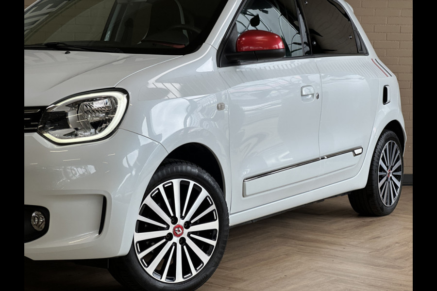 Renault Twingo 0.9 TCe 92pk | Le coq Sportif | Navi R-Link | Clima | 16" | Camera | Led | Carplay | 100 % Dealer onderhouden!