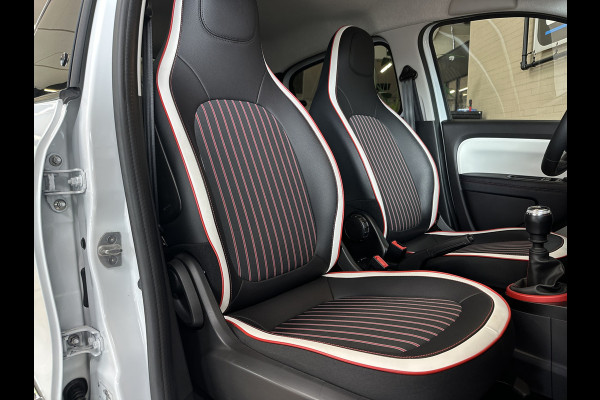 Renault Twingo 0.9 TCe 92pk | Le coq Sportif | Navi R-Link | Clima | 16" | Camera | Led | Carplay | 100 % Dealer onderhouden!
