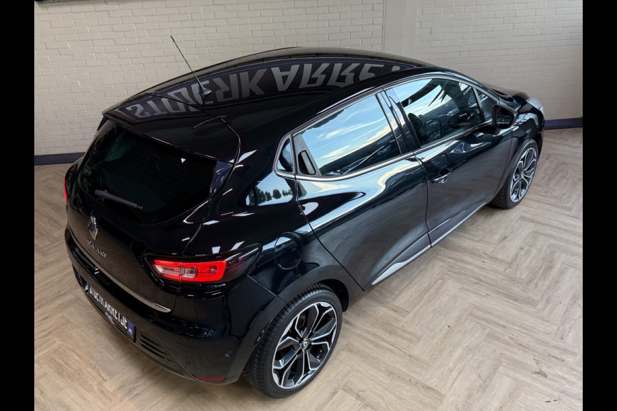 Renault Clio 0.9 TCe 90pk | Bose | R-Link Navi | 17 inch | Stoelverwarming | LED | Camera | 100% Dealer onderhouden!