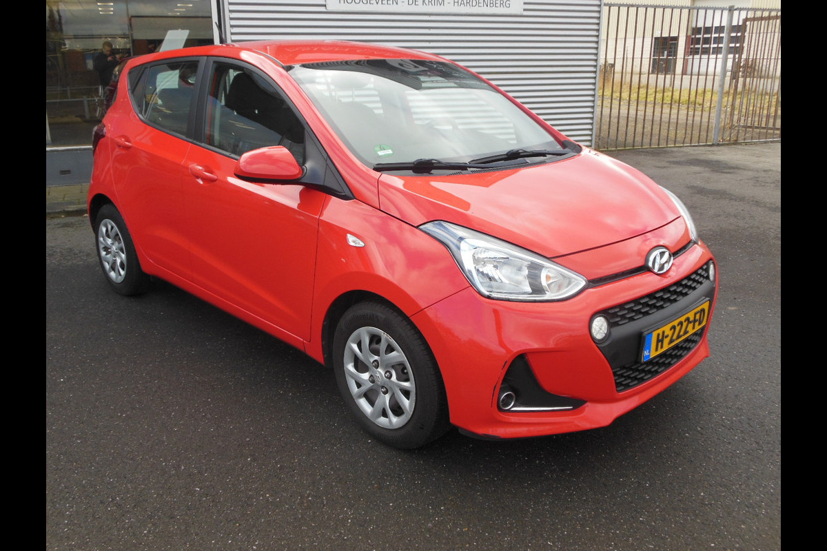 Hyundai i10 1.0i Comfort Staat in Hoogeveen Hyundai i10 1.0i Comfort Staat in Hoogeveen