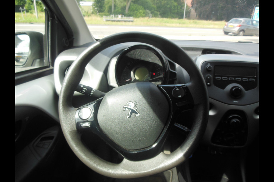 Peugeot 108 1.0 e-VTi Active Staat in De Krim
