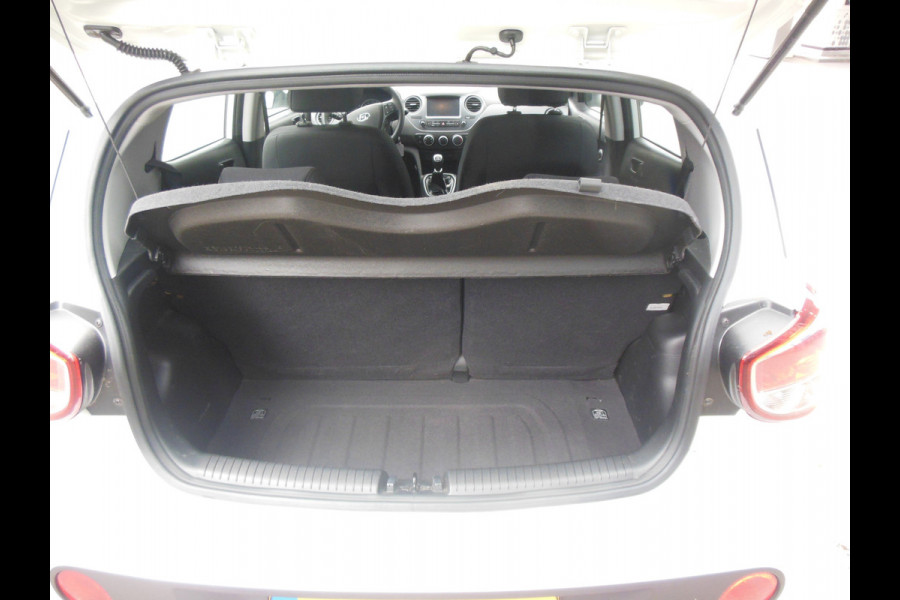Hyundai i10 1.0i Comfort Staat in De Krim