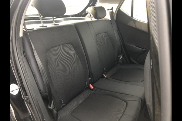 Hyundai i10 1.0i i-Motion | Airco | Elektrische ramen voor | Radio/USB/AUX | 5drs. |  Staat in Hoogeveen