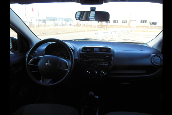 Mitsubishi Space Star 1.0 Cool+ staat in Hoogeveen