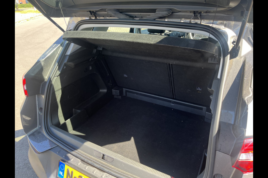 Opel Grandland X 1.2 Turbo Ultimate Parkeersensoren achter I Airco Staat in Hoogeveen
