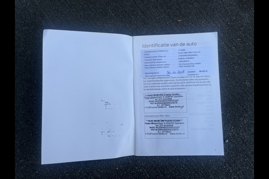 Toyota Aygo 1.0 VVT-i x-fun Staat in De Krim