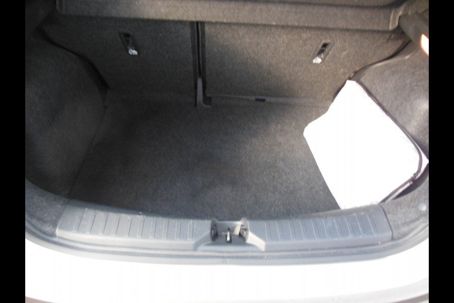 Nissan Micra 1.0 IG-T N-Connecta Staat in Hardenberg