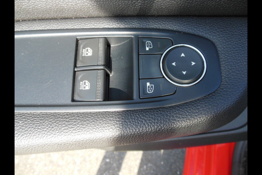 Renault Clio 1.0 TCe Zen Staat in DE KRIM